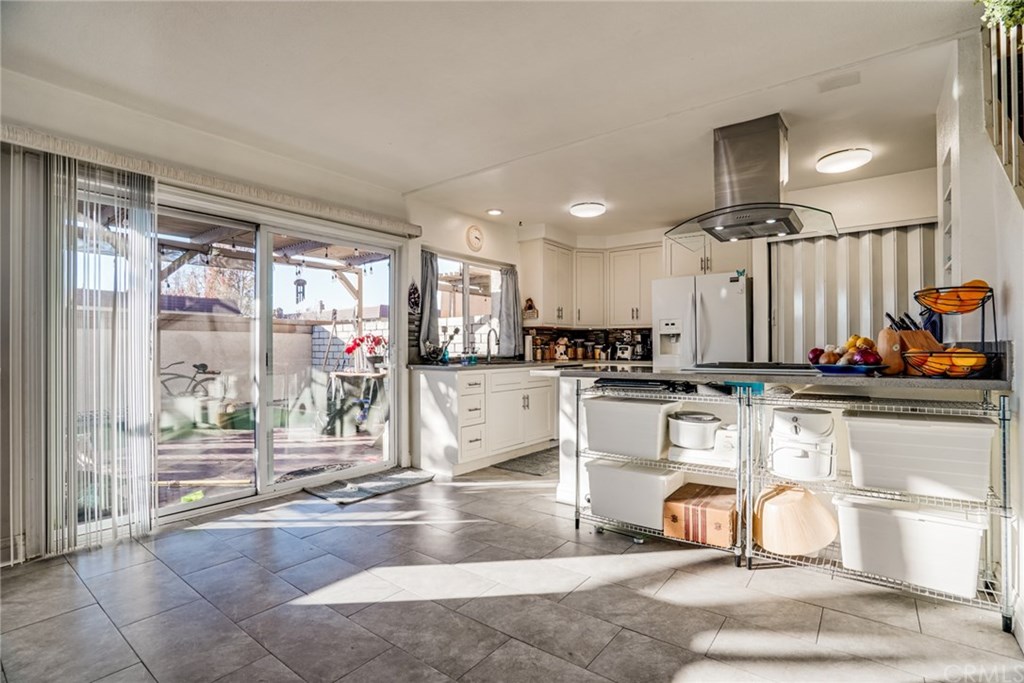 11265 Knott Avenue Cypress, CA 90630 - Photo 15 of 43