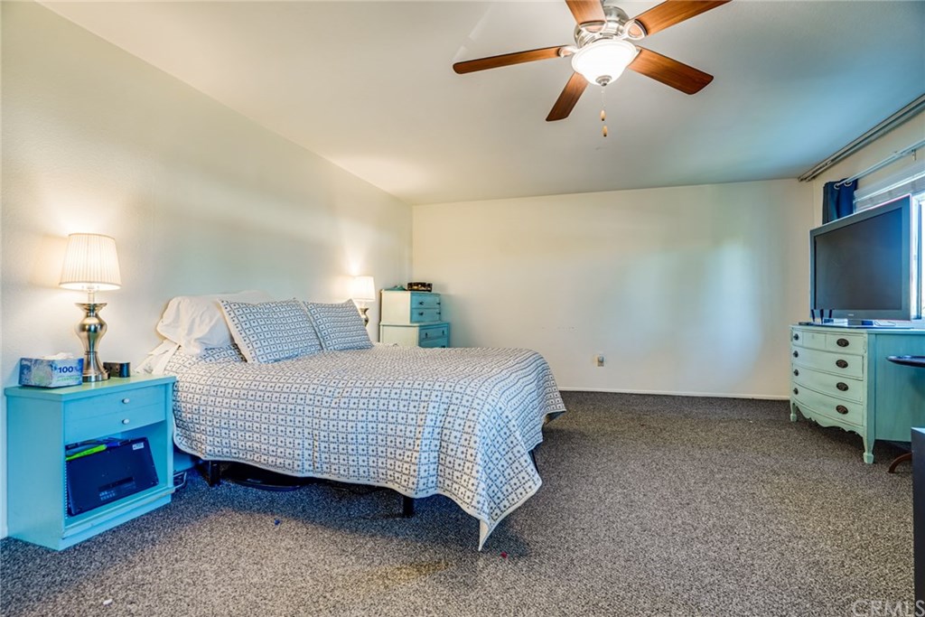 11265 Knott Avenue Cypress, CA 90630 - Photo 30 of 43