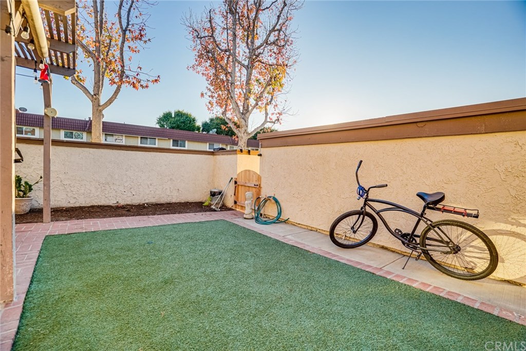 11265 Knott Avenue Cypress, CA 90630 - Photo 36 of 43