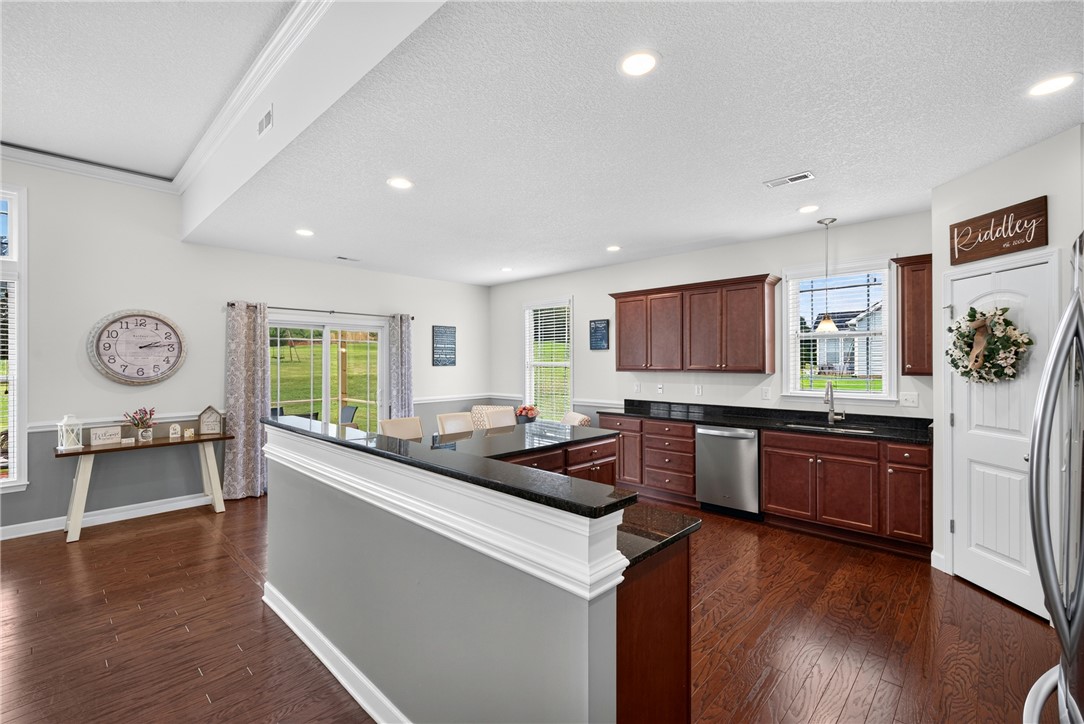 545 Weatherly Road Inman, SC 29349 - Photo 15 of 46 Gallery Image 15