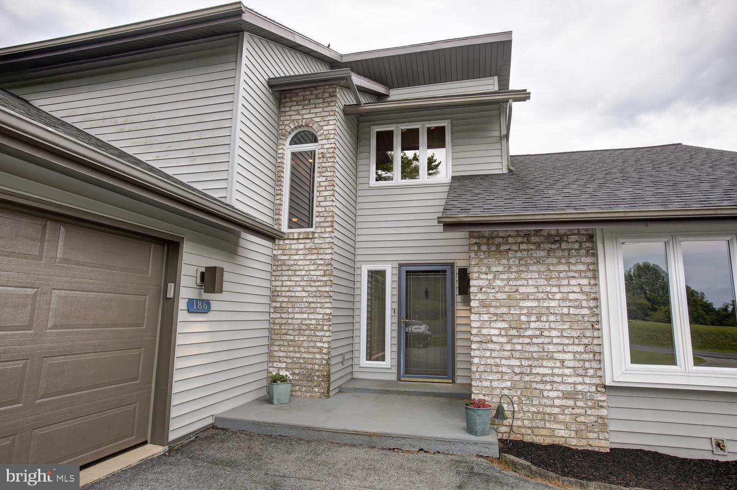 186 Upper Valley Road Christiana, PA 17509 - Photo 2 of 54 Gallery Image 2