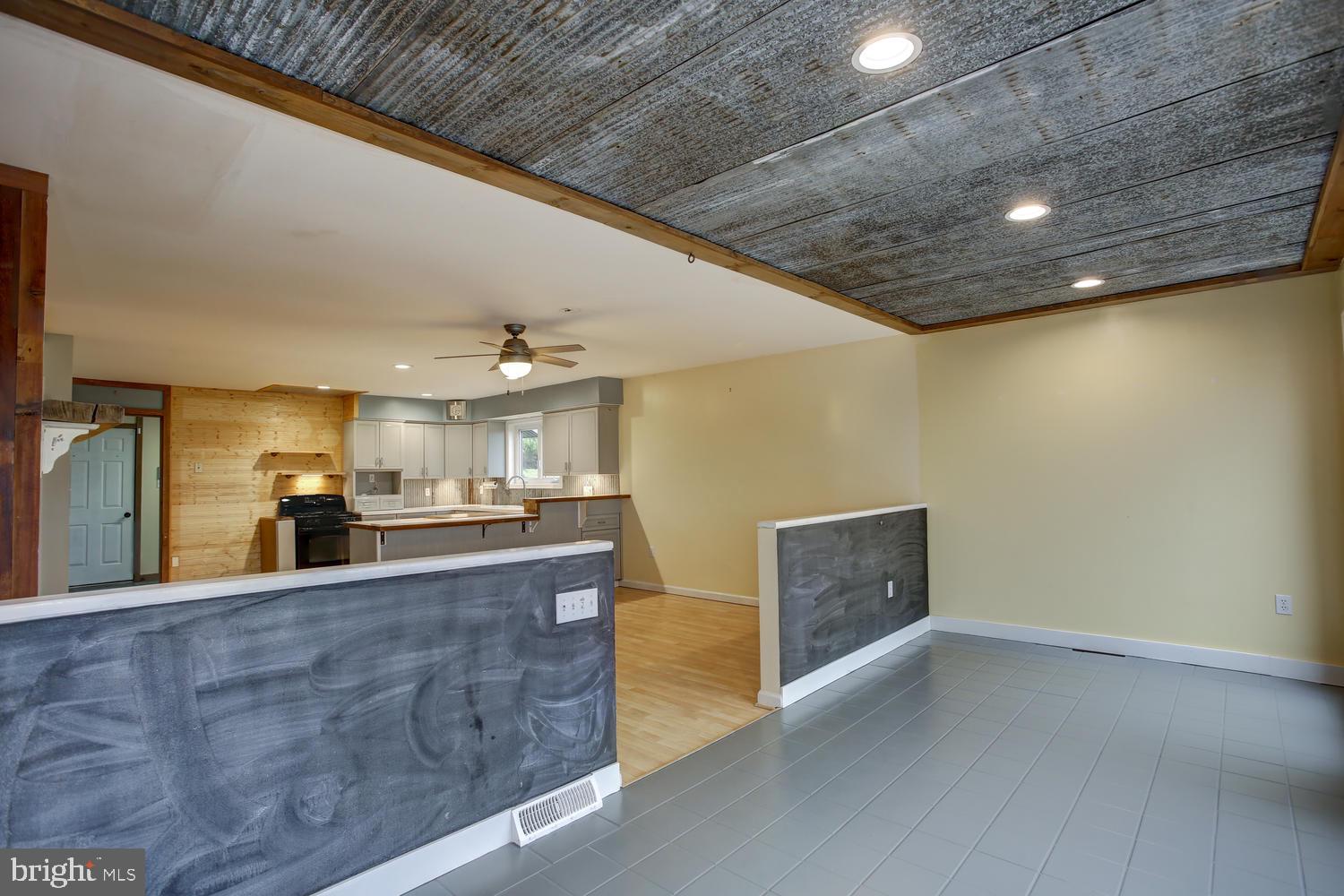 186 Upper Valley Road Christiana, PA 17509 - Photo 12 of 54 Gallery Image 12