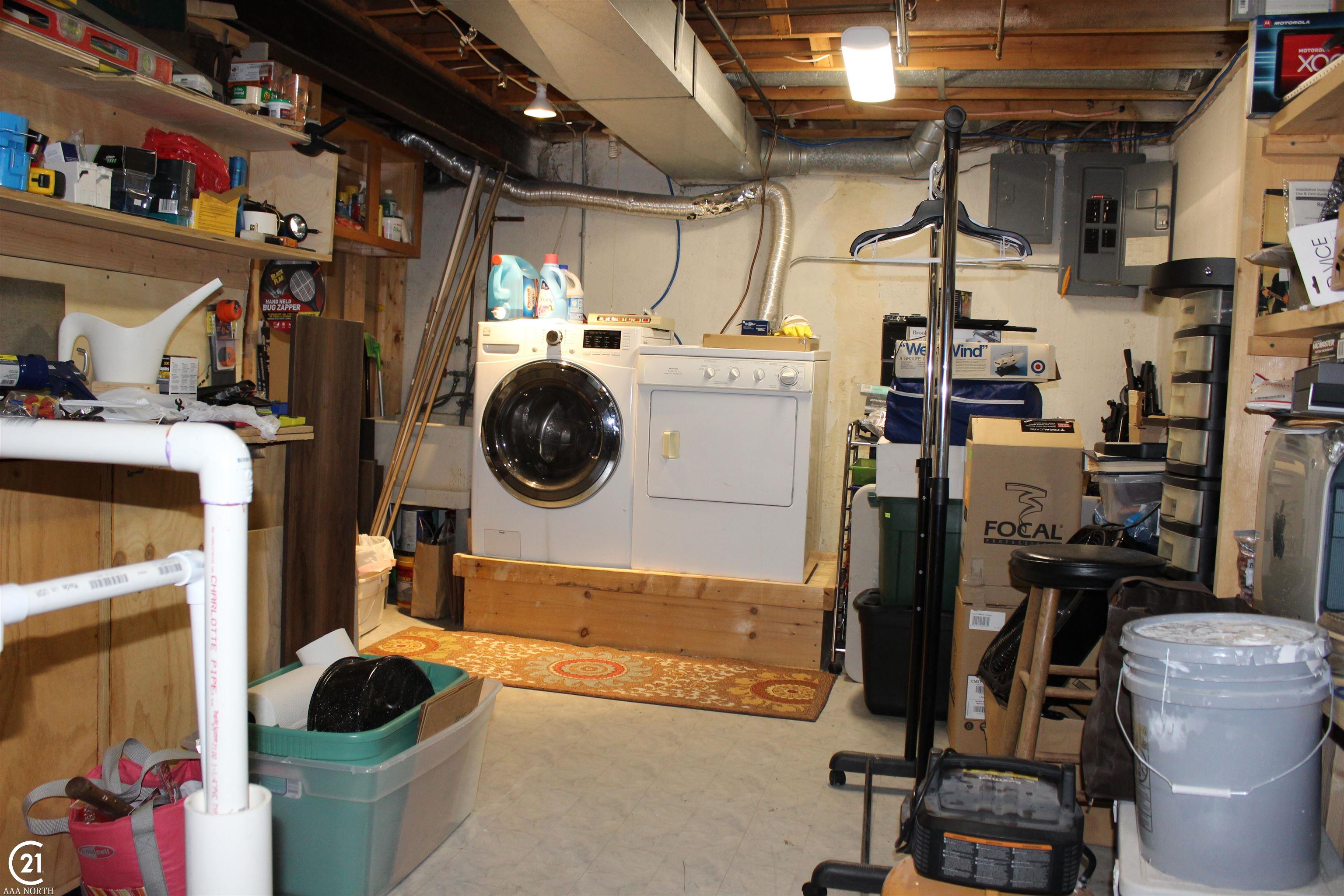 1449 Oakbrook E Drive Rochester, MI 48307 - Photo 37 of 50 50083513-36.JPG