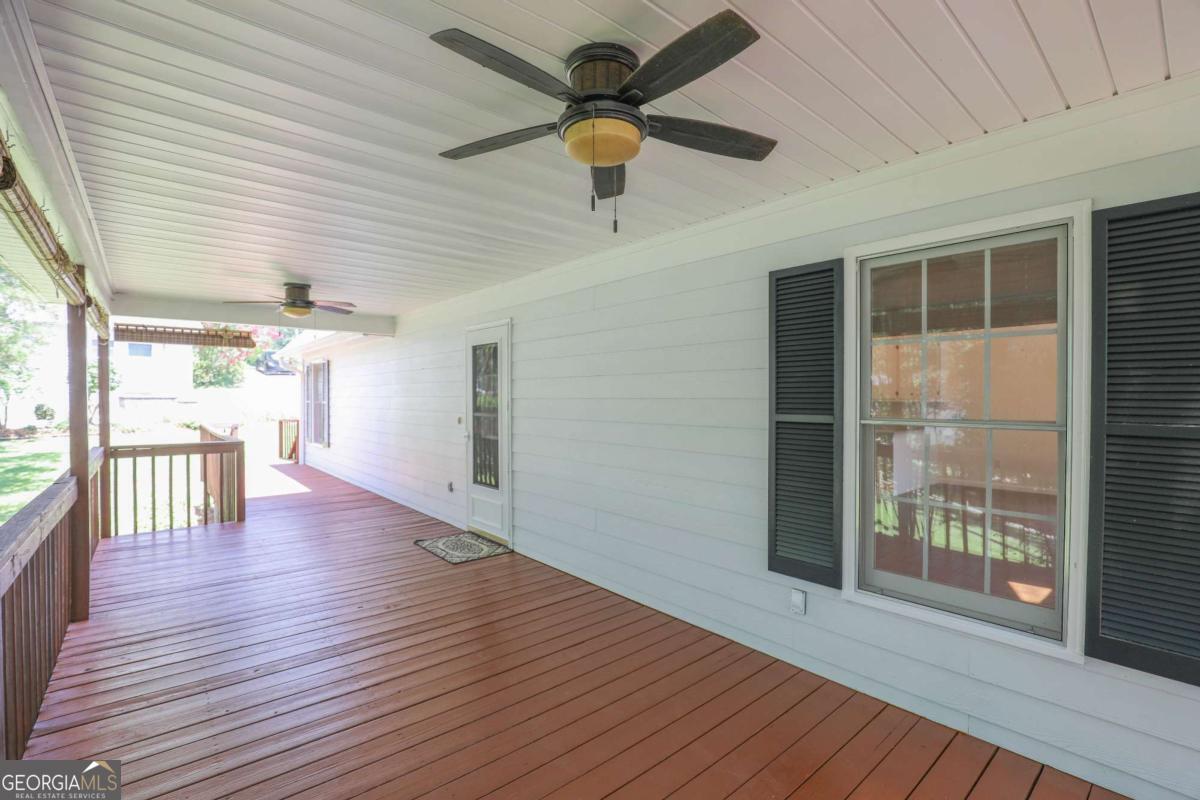 129 Southshore Road Eatonton, GA 31024 - Photo 4 of 48