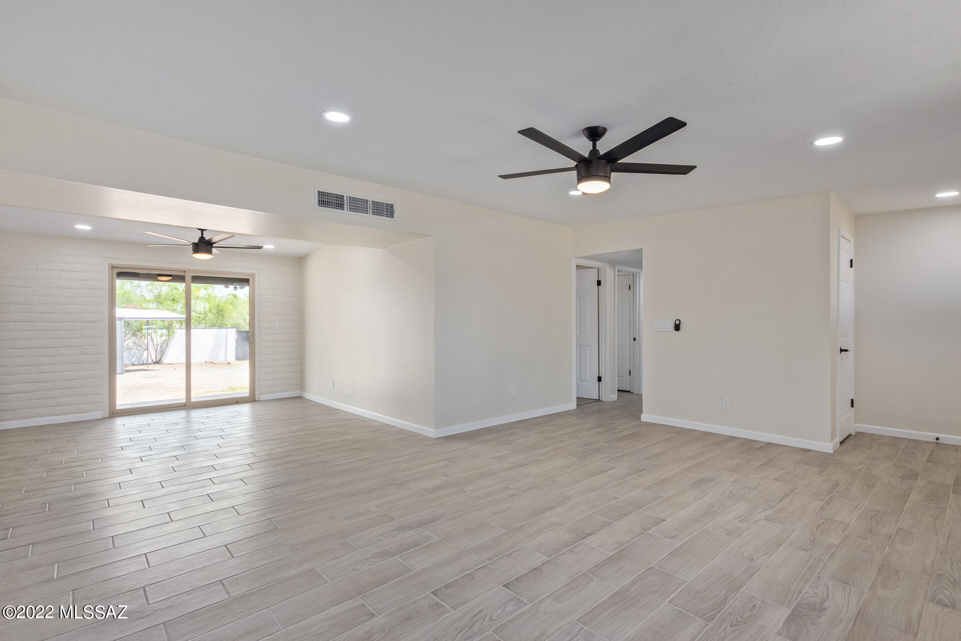7481 East Stella Road Tucson, AZ 85730 - Photo 8 of 29 Gallery Image 8