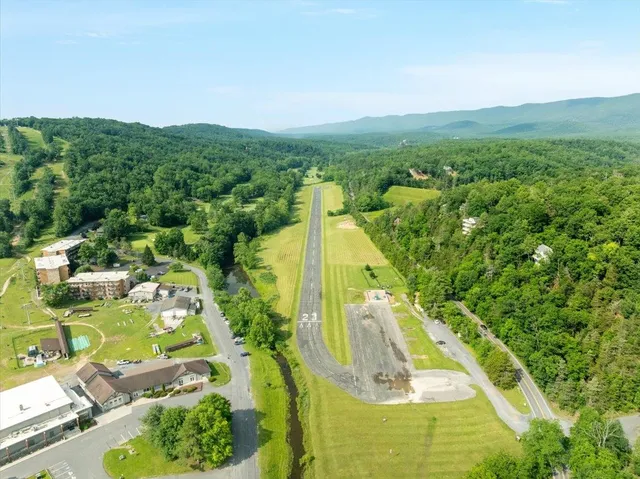 $370,000 | 139 Maple Avenue, Mount Jackson, VA 22842