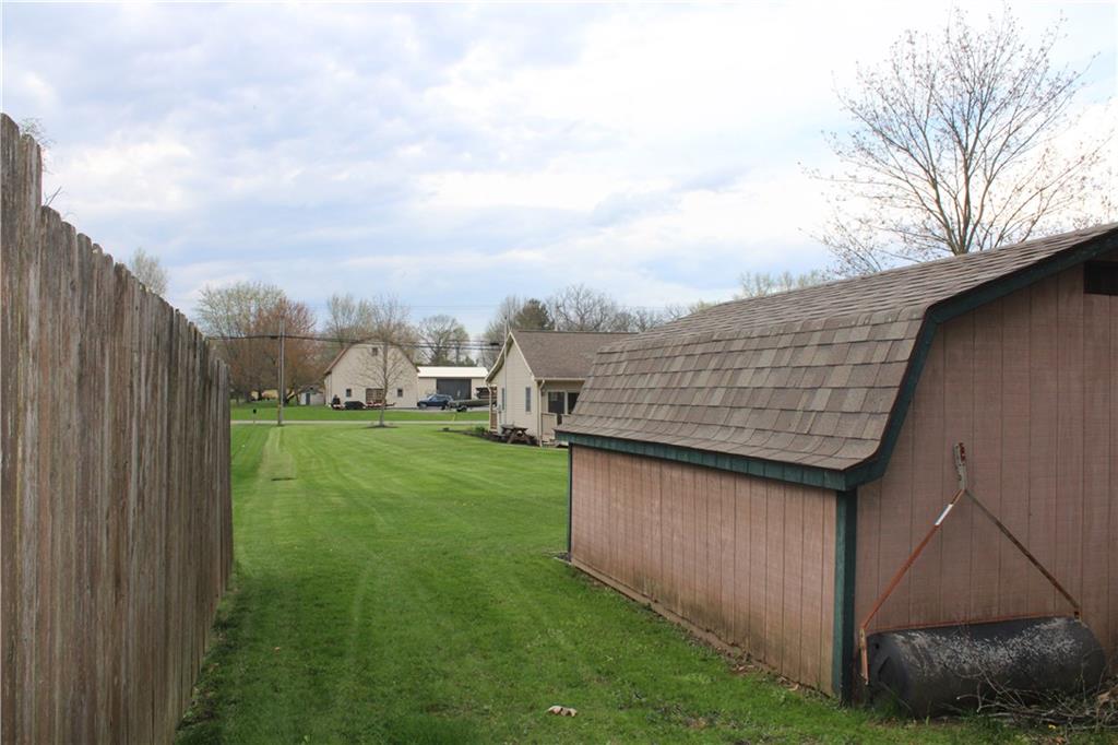 125 Shannon Road Renfrew, PA 16053 - Photo 33 of 39 a view of outdoor space and yard