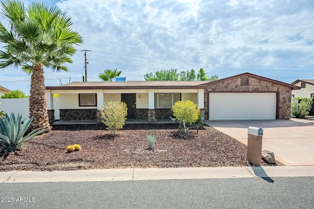 $380,000 | 637 South Copper Drive, Apache Junction, AZ 85120