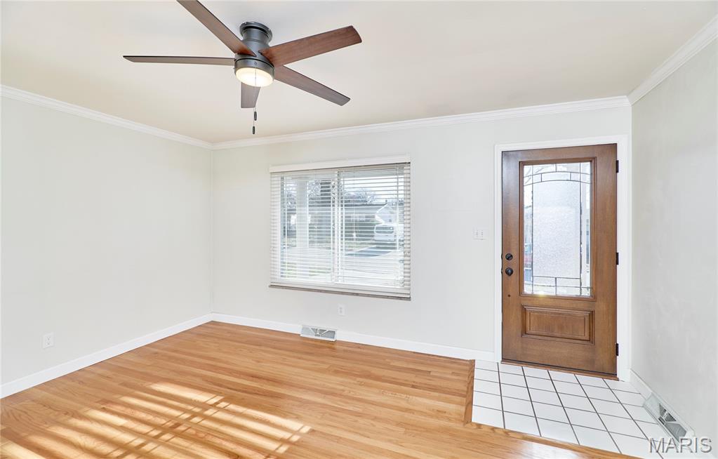 429 Fairview Court Ballwin, MO 63021 - Photo 4 of 28