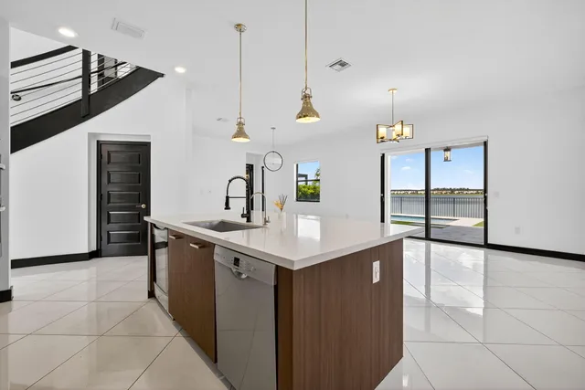 $1,450,000 | 15800 Northwest 88th Avenue, Miami Lakes, FL 33018