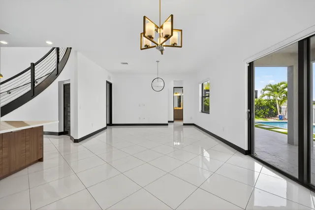$1,450,000 | 15800 Northwest 88th Avenue, Miami Lakes, FL 33018