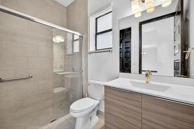 $1,450,000 | 15800 Northwest 88th Avenue, Miami Lakes, FL 33018