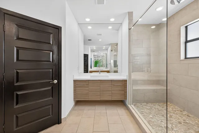 $1,450,000 | 15800 Northwest 88th Avenue, Miami Lakes, FL 33018