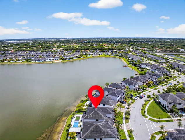 $1,450,000 | 15800 Northwest 88th Avenue, Miami Lakes, FL 33018