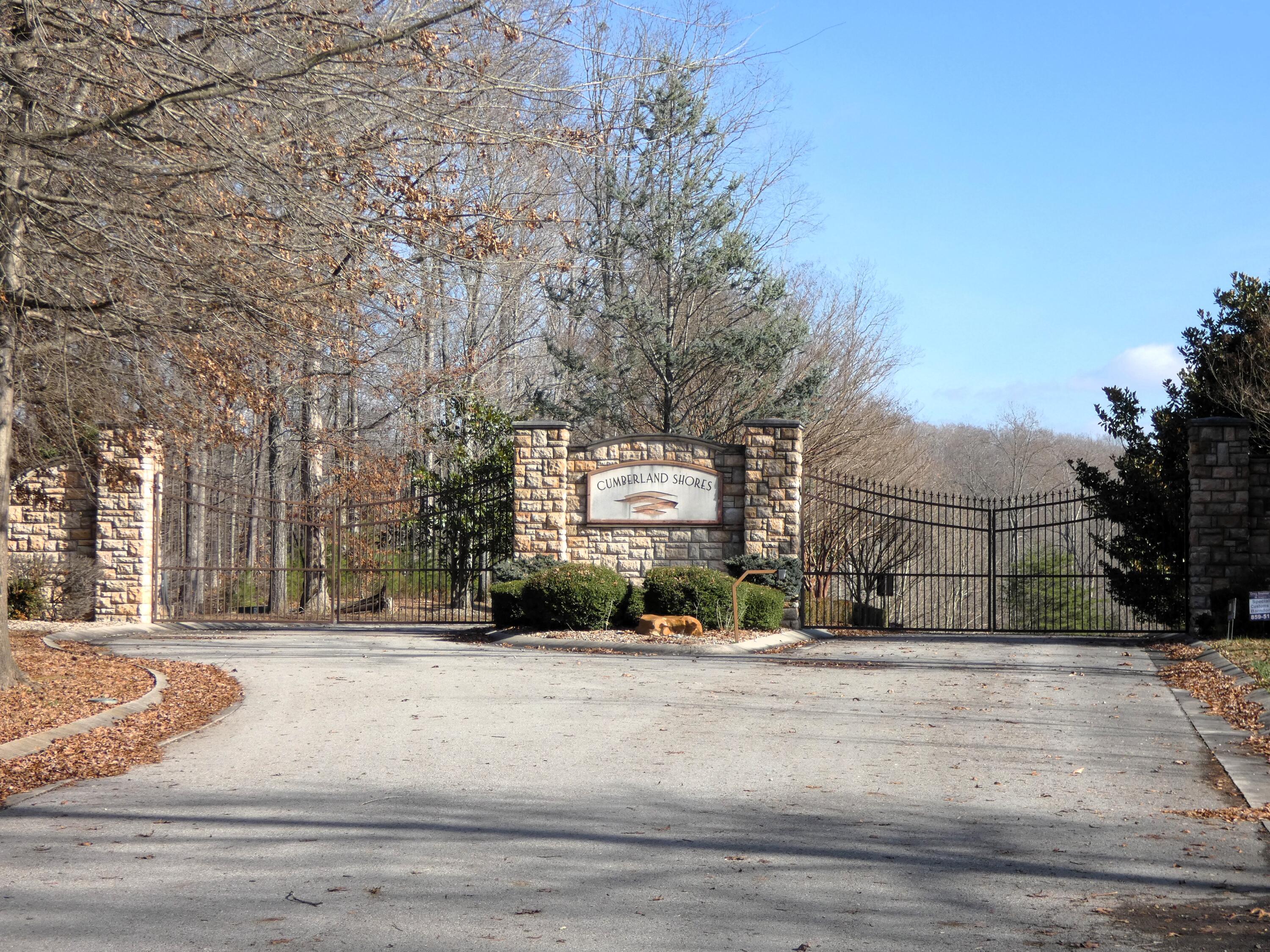 136 West Willow Point Road Monticello, KY 42633 - Photo 4 of 17 P1030145