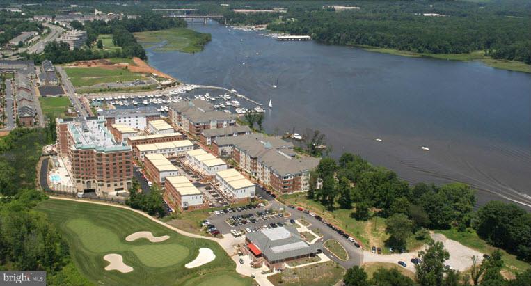 485 Harbor Side Street, Unit 710 Woodbridge, VA 22191 - Photo 24 of 26 a picture of city view