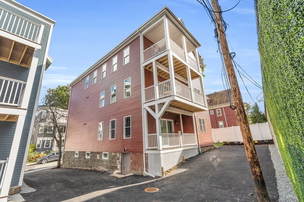87 Parkton Road, Unit 2 Boston, MA 02130 - Photo 27 of 37 front view of a building