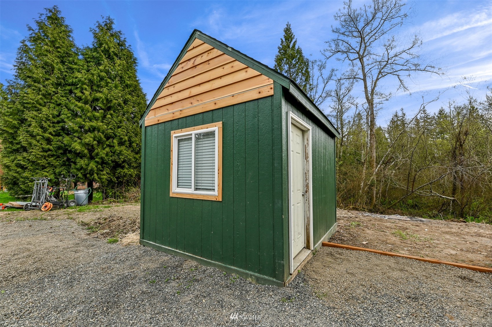 4423 Masterson Road Birch Bay, WA 98230 - Photo 7 of 20 a backyard of a house with lots of green space