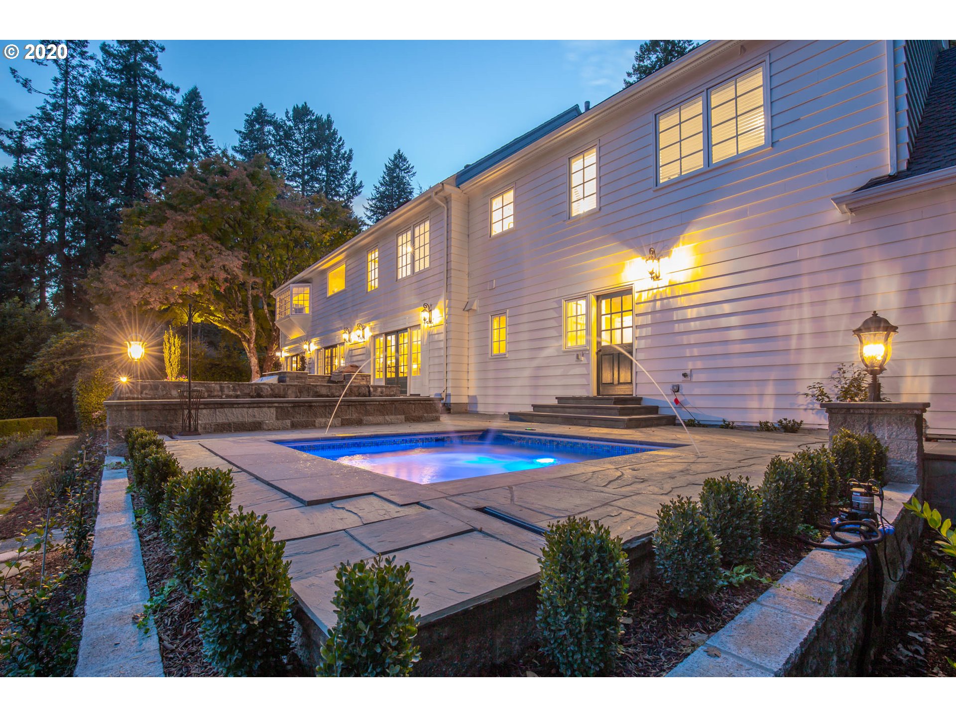 12550 South Edgecliff Road Portland, OR 97219 - Photo 19 of 32 Gallery Image 19