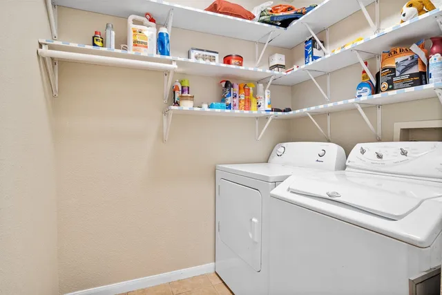 $1,800 | 3030 Twin Creek Drive, Corpus Christi, TX 78414