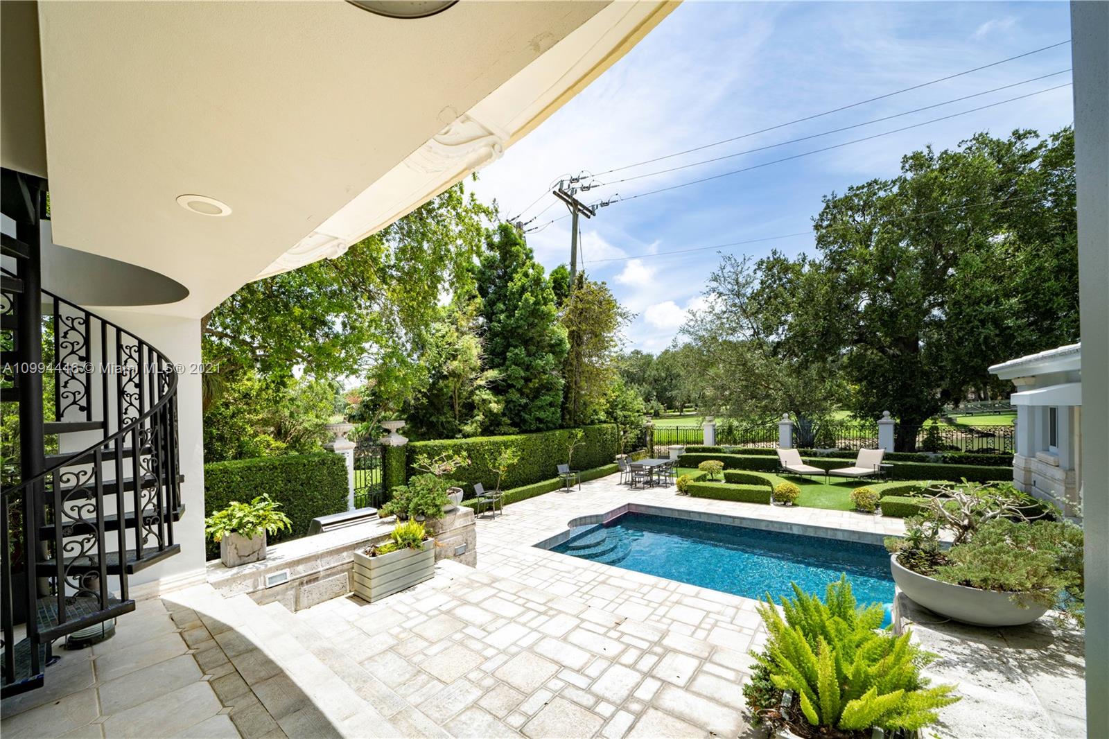 3916 Granada Boulevard Coral Gables, FL 33134 - Photo 5 of 75