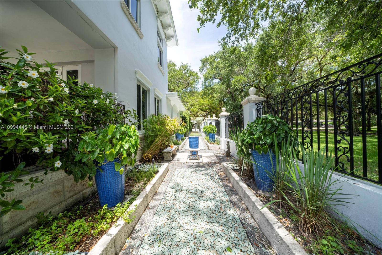 3916 Granada Boulevard Coral Gables, FL 33134 - Photo 61 of 75