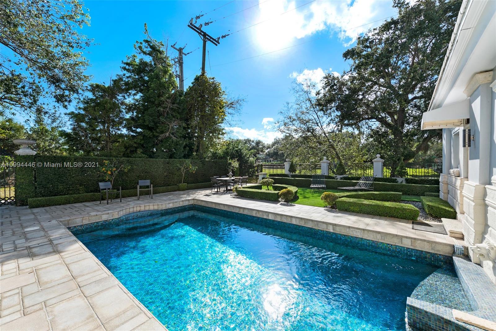 3916 Granada Boulevard Coral Gables, FL 33134 - Photo 9 of 75