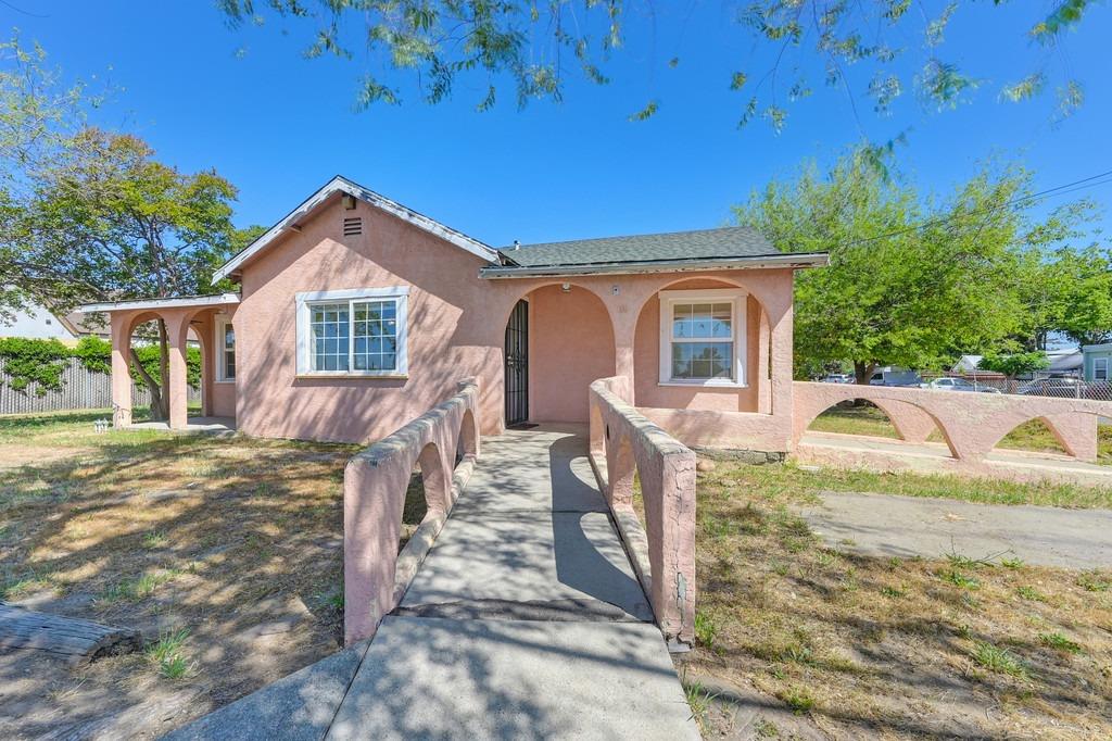 525 West Hatch Road Modesto, CA 95351 - Photo 1 of 1 Gallery Image 1