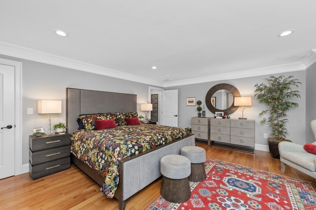 456 Chestnut Street Needham, MA 02492 - Photo 15 of 37