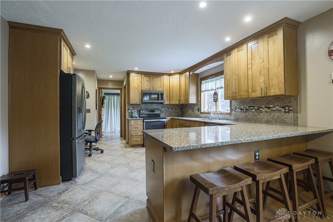 1948 Hook Road Xenia, OH 45385 - Photo 13 of 72 Gallery Image 13
