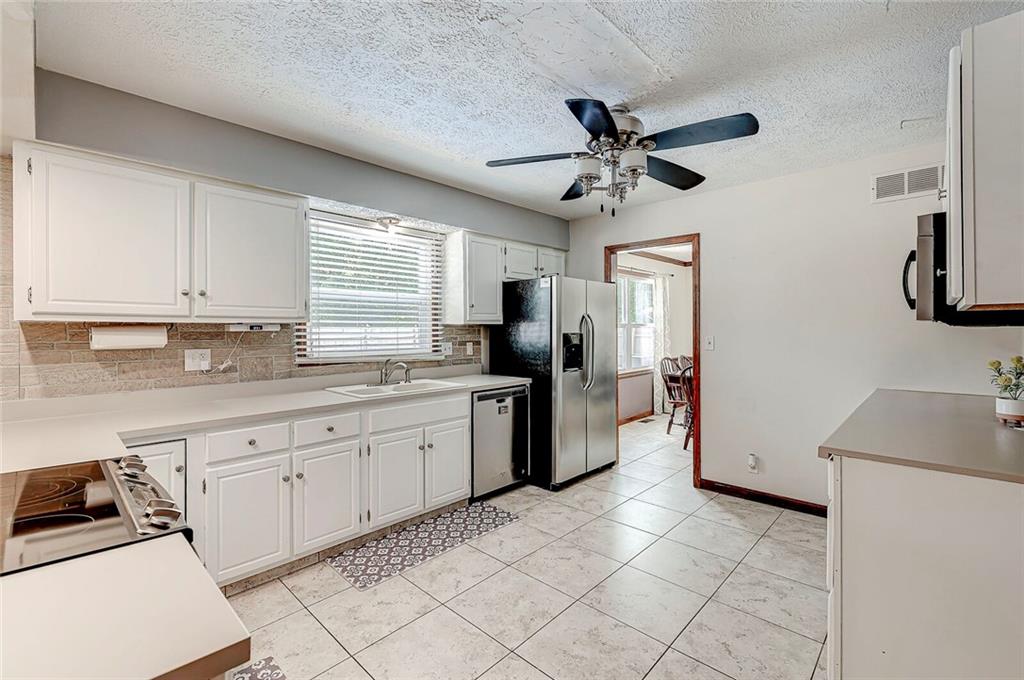 5696 RidgeHill Way Avon, IN 46123 - Photo 44 of 60 Gallery Image 44