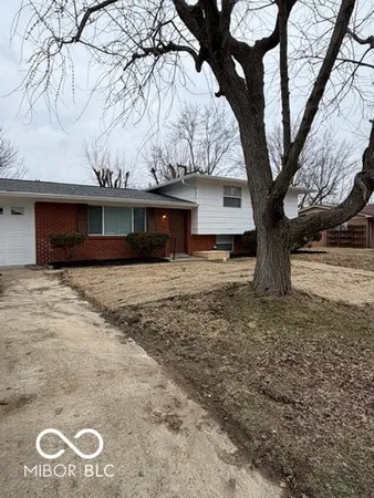 $250,000 | 8738 Walma Drive, Indianapolis, IN 46219