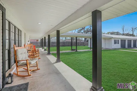 $430,000 | 42189 Highway 621, Gonzales, LA 70737