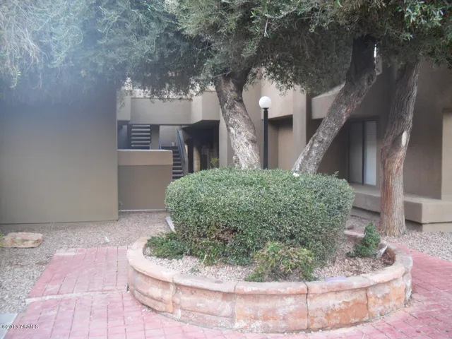 $1,050 | 1432 West Emerald Avenue, Unit 656, Mesa, AZ 85202