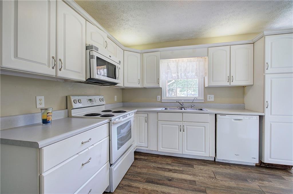 106 Tulip Way Calhoun, GA 30701 - Photo 20 of 44