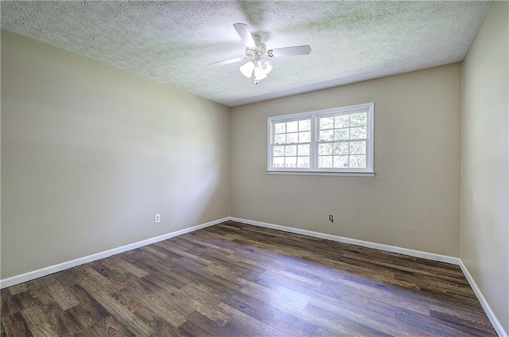 106 Tulip Way Calhoun, GA 30701 - Photo 36 of 44