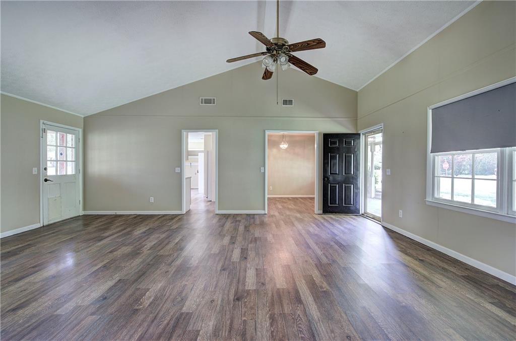 106 Tulip Way Calhoun, GA 30701 - Photo 40 of 44