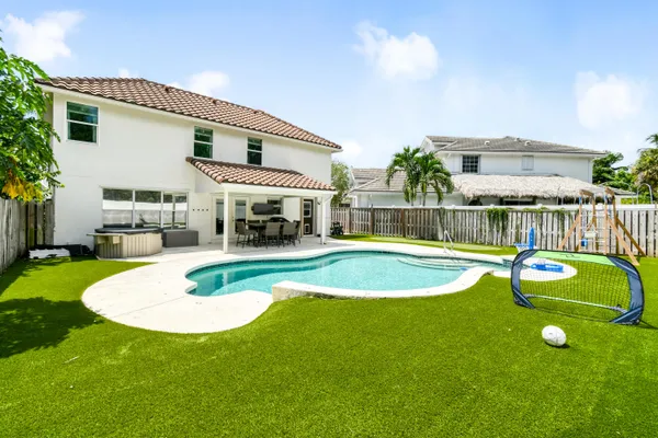 $839,000 | 141 St Michaels Court, Jupiter, FL 33458
