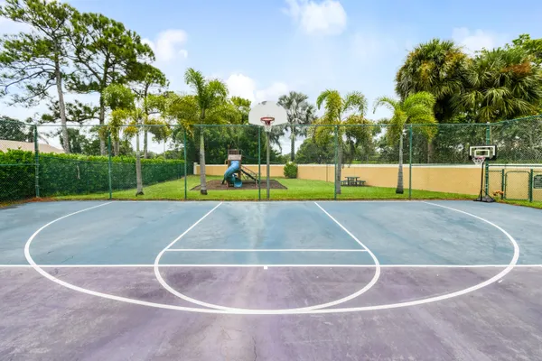 $839,000 | 141 St Michaels Court, Jupiter, FL 33458