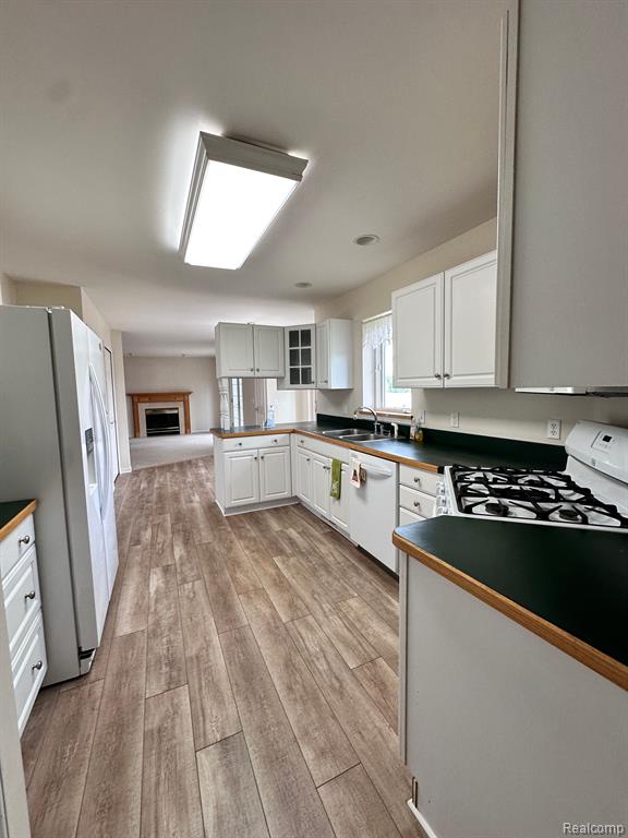 1676 Peppermill Road Lapeer, MI 48446 - Photo 8 of 21