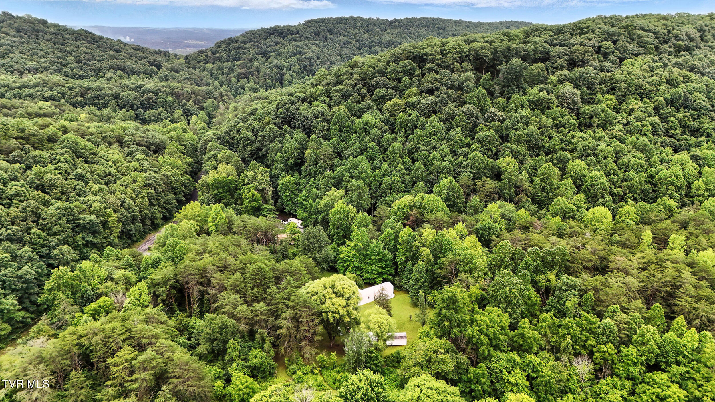 994 Speedwell Road Bulls Gap, TN 37711 - Photo 42 of 47 4_dji_20250618131334_0037_d
