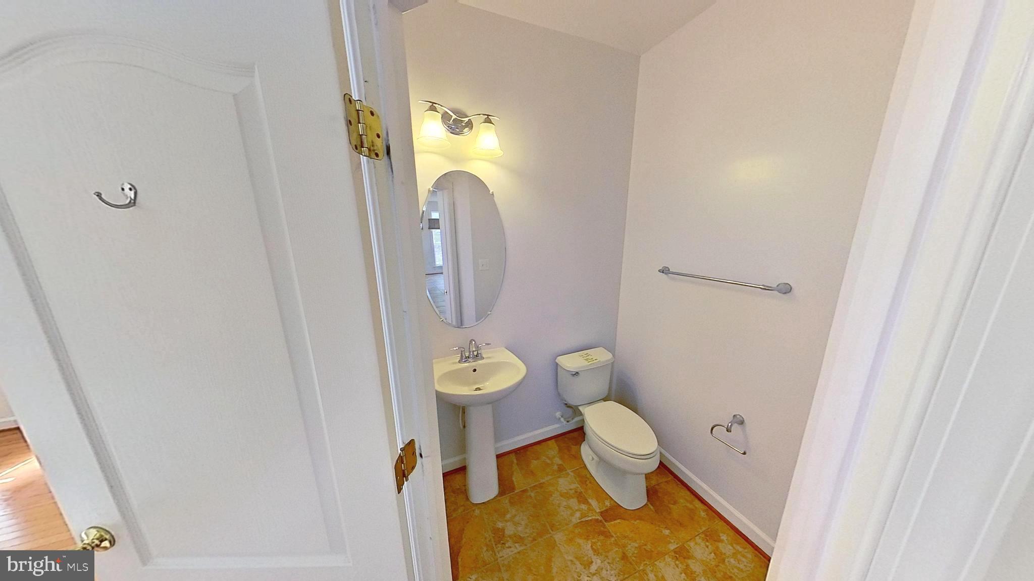 601 Accoton Drive Accokeek, MD 20607 - Photo 42 of 82 Powder Room