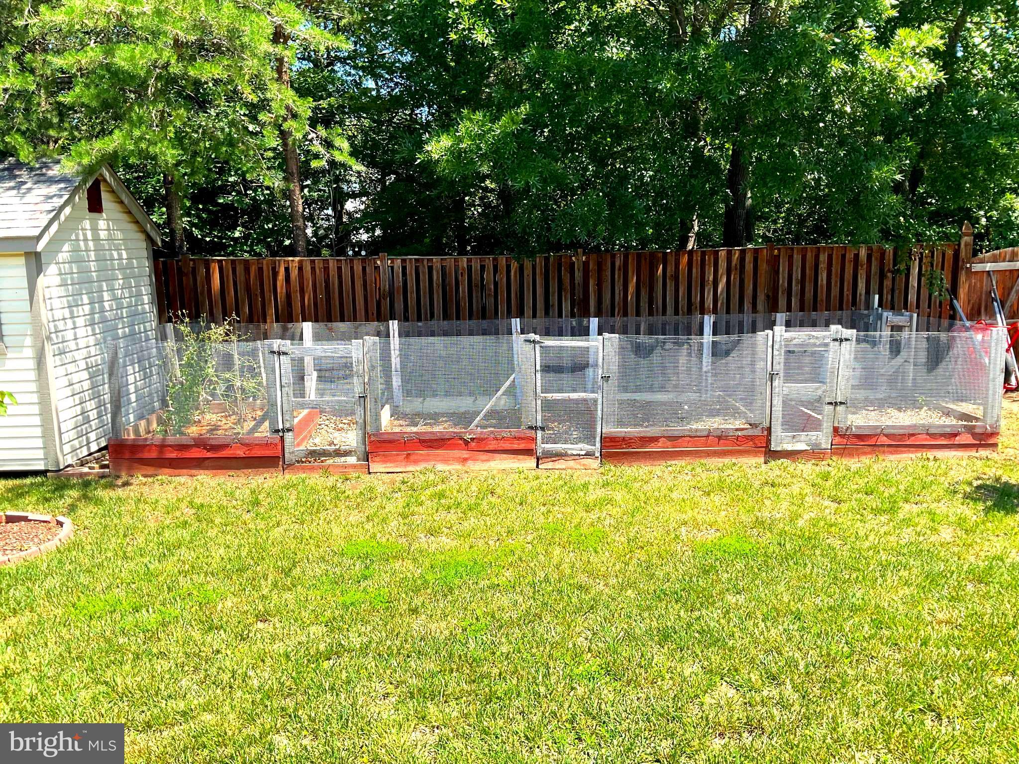 601 Accoton Drive Accokeek, MD 20607 - Photo 9 of 82 Backyard/Planters