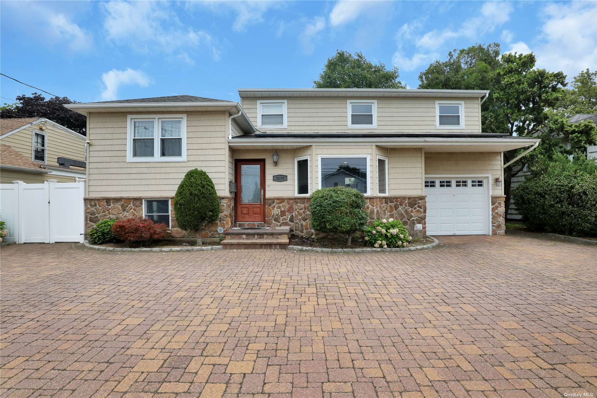 3239 Oceanside Road Oceanside, NY 11572 - Photo 1 of 1 Gallery Image 1