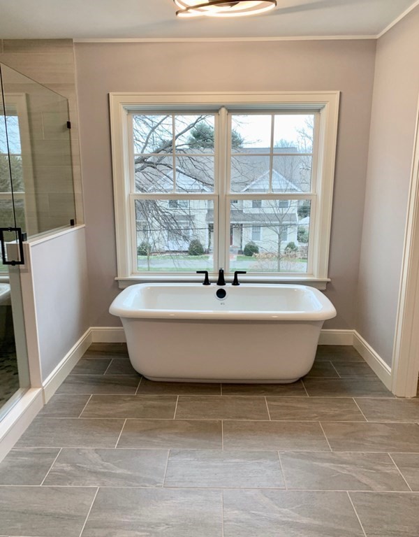 197 Cedar Street Lexington, MA 02421 - Photo 4 of 10