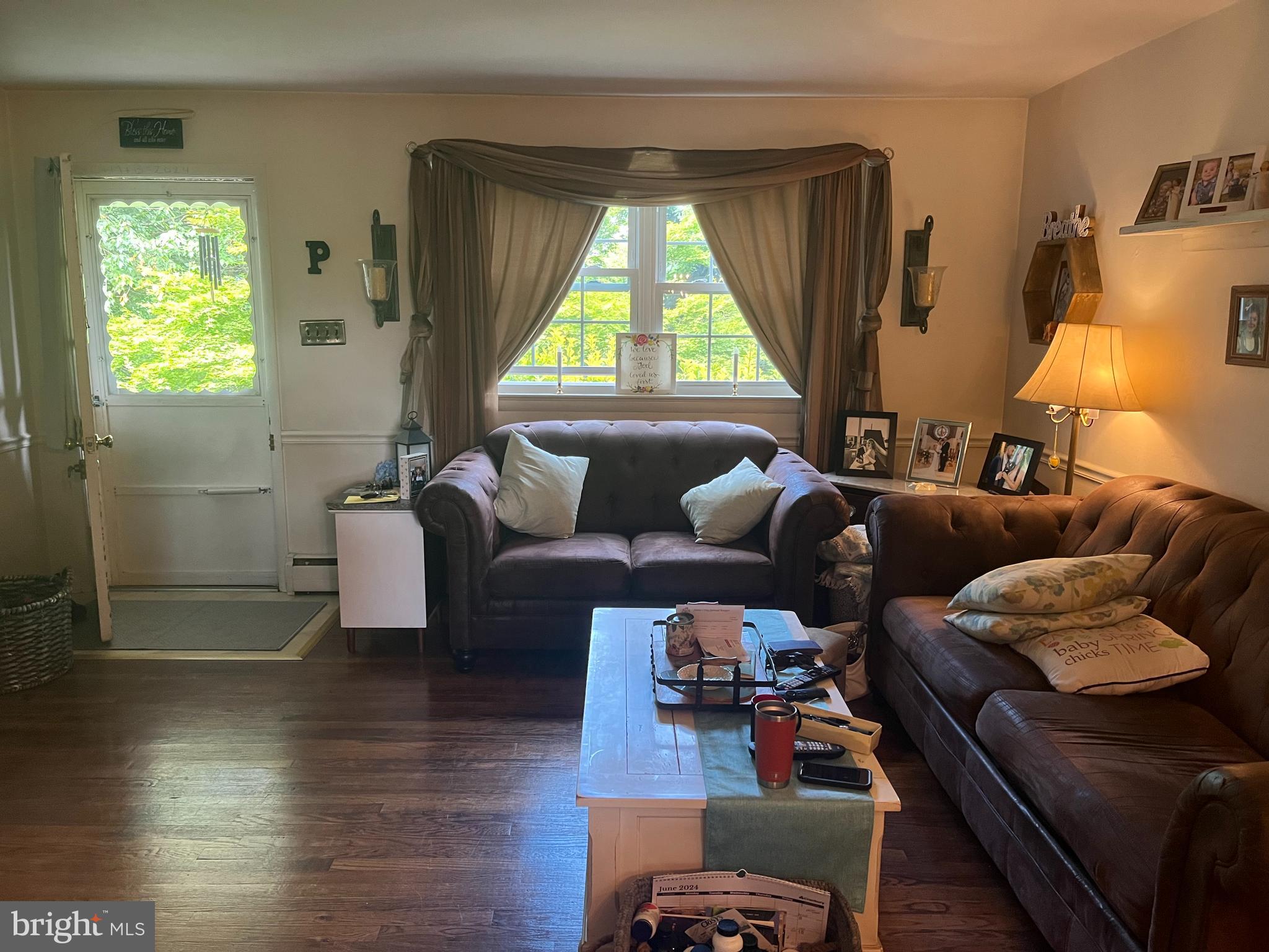 499 Prospect Road Warminster, PA 18974 - Photo 7 of 48 a living room with furniture and a window