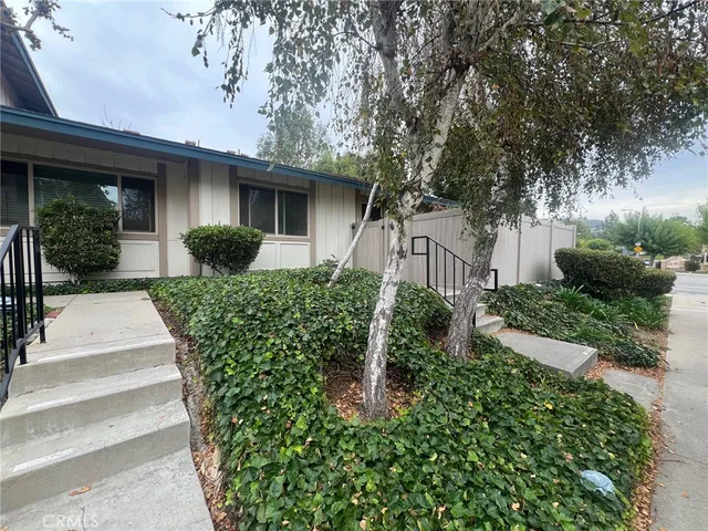 $500,000 | 1791 East Avenida De Las Flores, Thousand Oaks, CA 91362