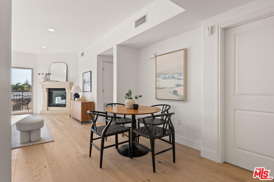 8238 West Manchester Avenue, Unit 405 Playa del Rey, CA 90293 - Photo 5 of 20