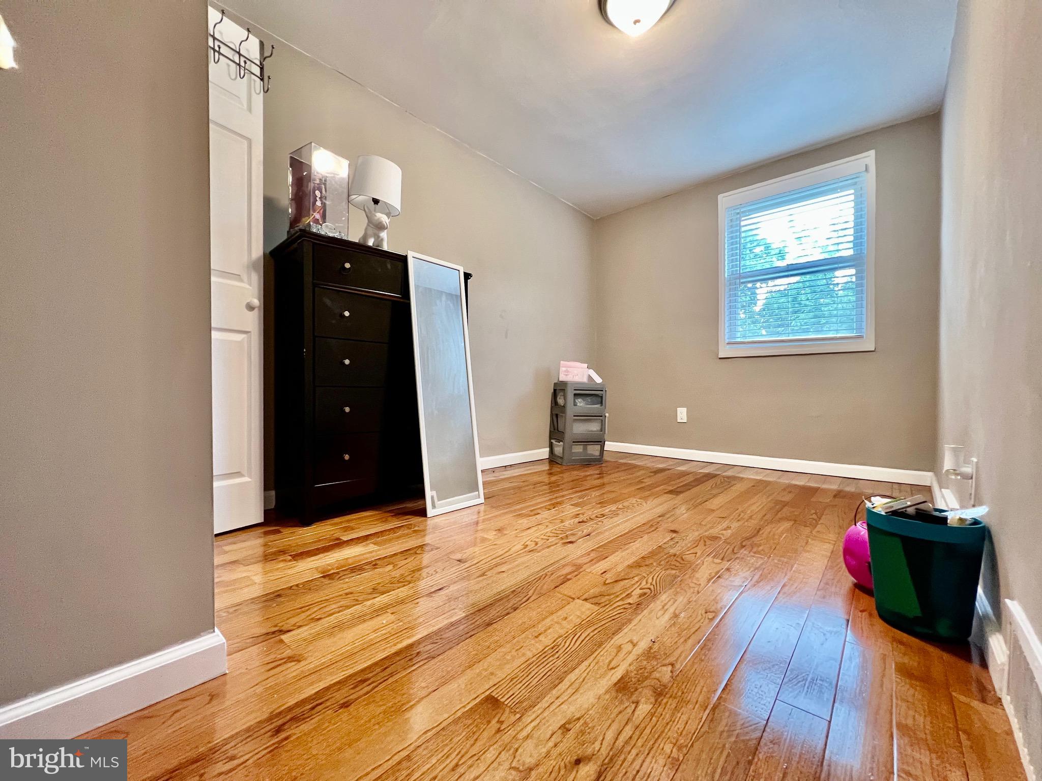 937 Grant Road Folcroft, PA 19032 - Photo 12 of 19