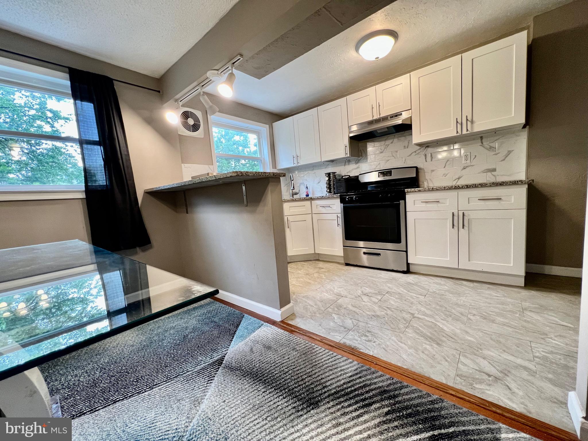 937 Grant Road Folcroft, PA 19032 - Photo 6 of 19